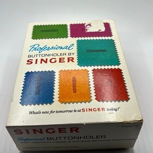 Singer Professional Buttonholder